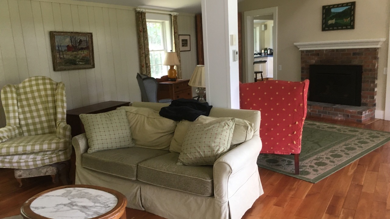 Photo of Livingroom in Putney