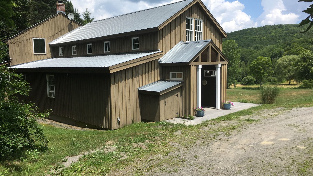 Photo of Others in Putney