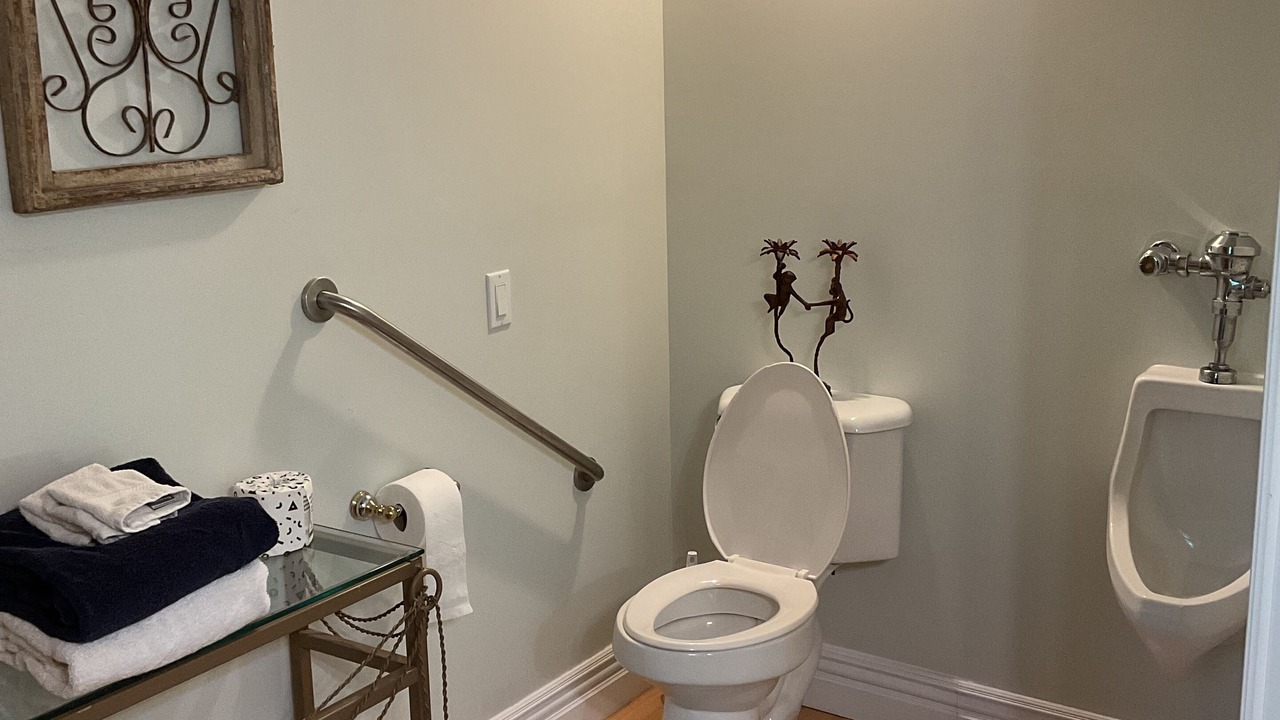 Photo of Bathroom in Turners