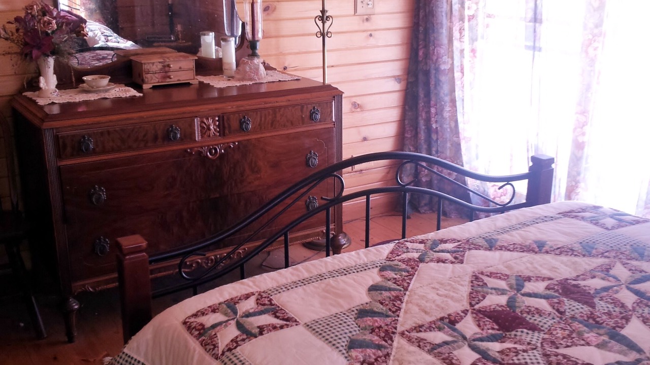 Photo of Bedroom in Washington Island
