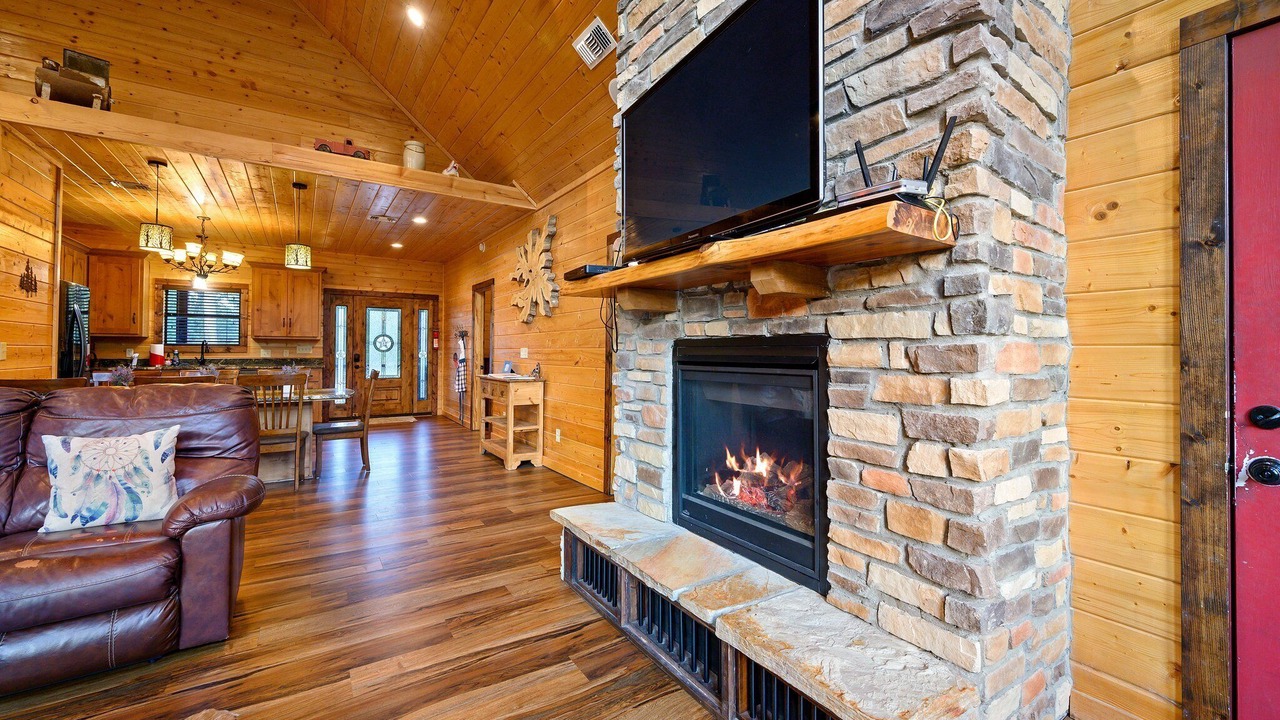Photo of Livingroom in Broken Bow