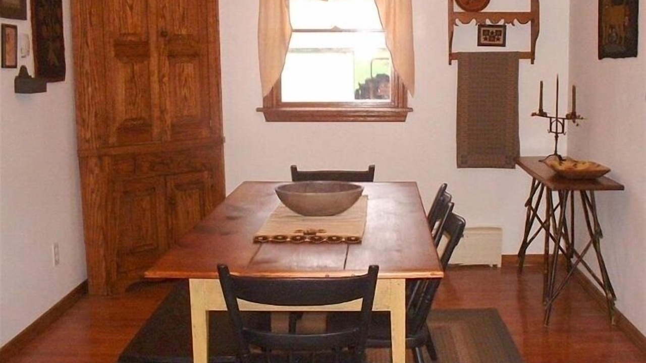 Photo of Bedroom in Fishertown