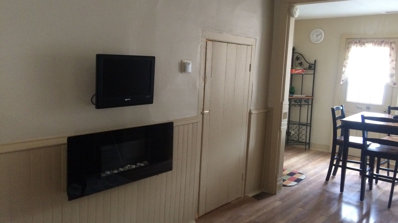 Photo of Livingroom in Ashfield