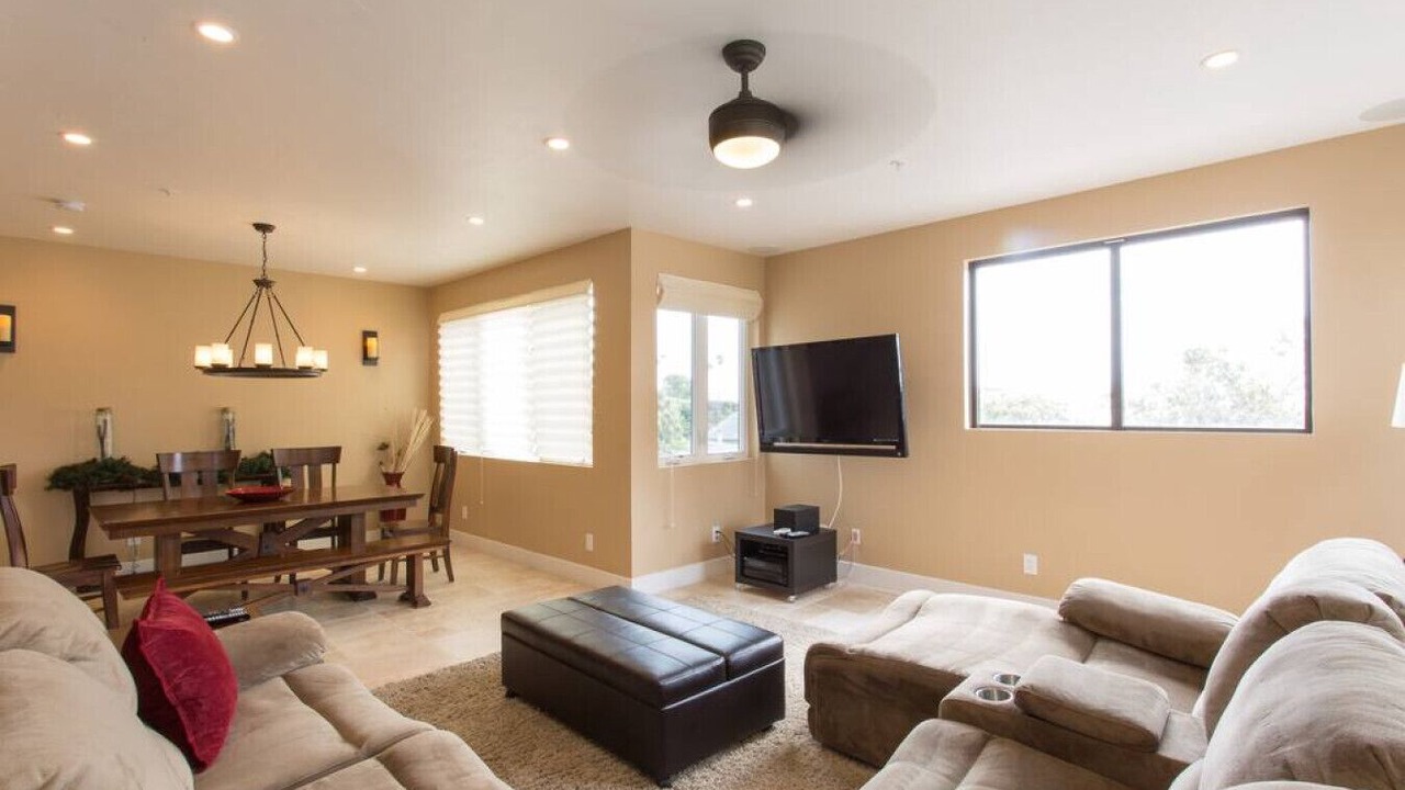 Photo of Livingroom in Westside Santa Cruz