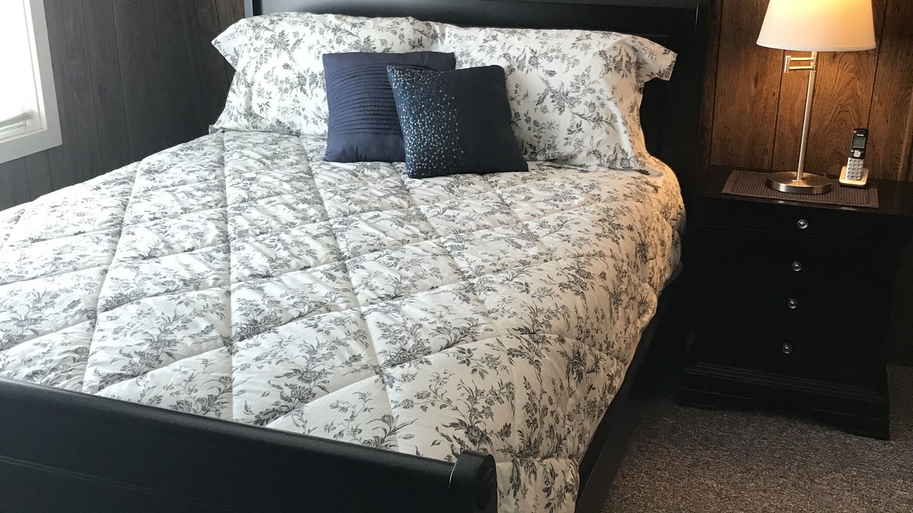 Photo of Bedroom in Lopez Island