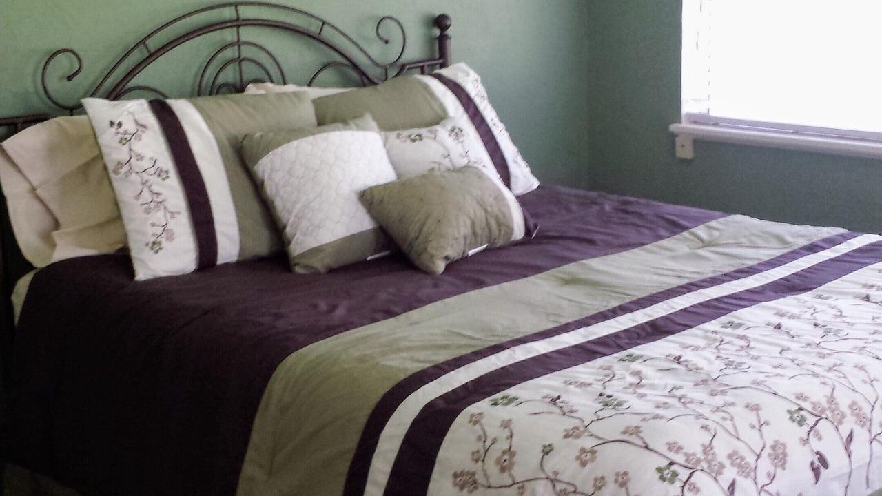 Photo of Bedroom in Utopia