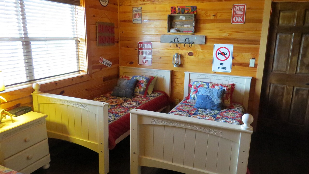 Photo of Bedroom in Glenwood