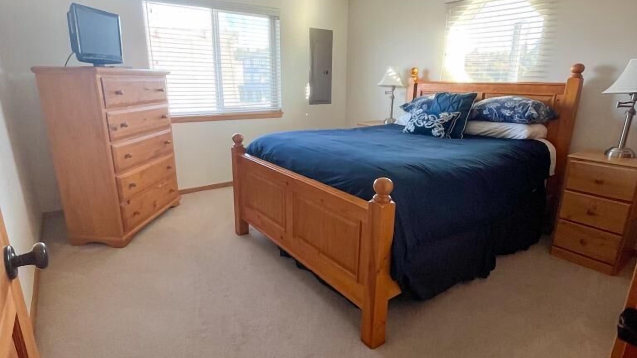Photo of Bedroom in Moclips