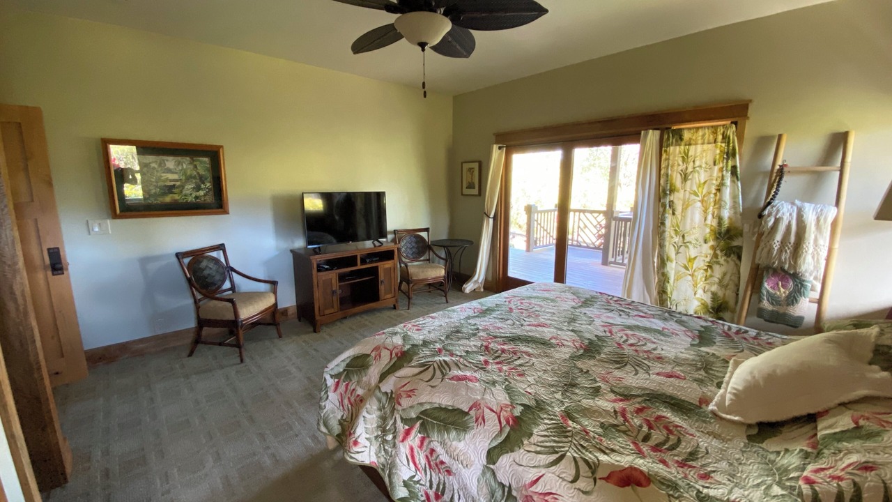 Photo of Bedroom in Royal Hawaiian Estates