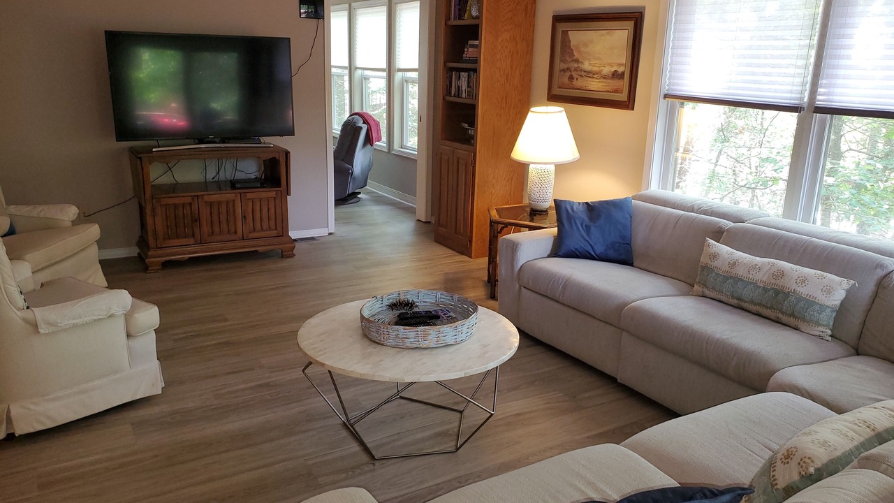 Photo of Livingroom in Lost Bridge Village