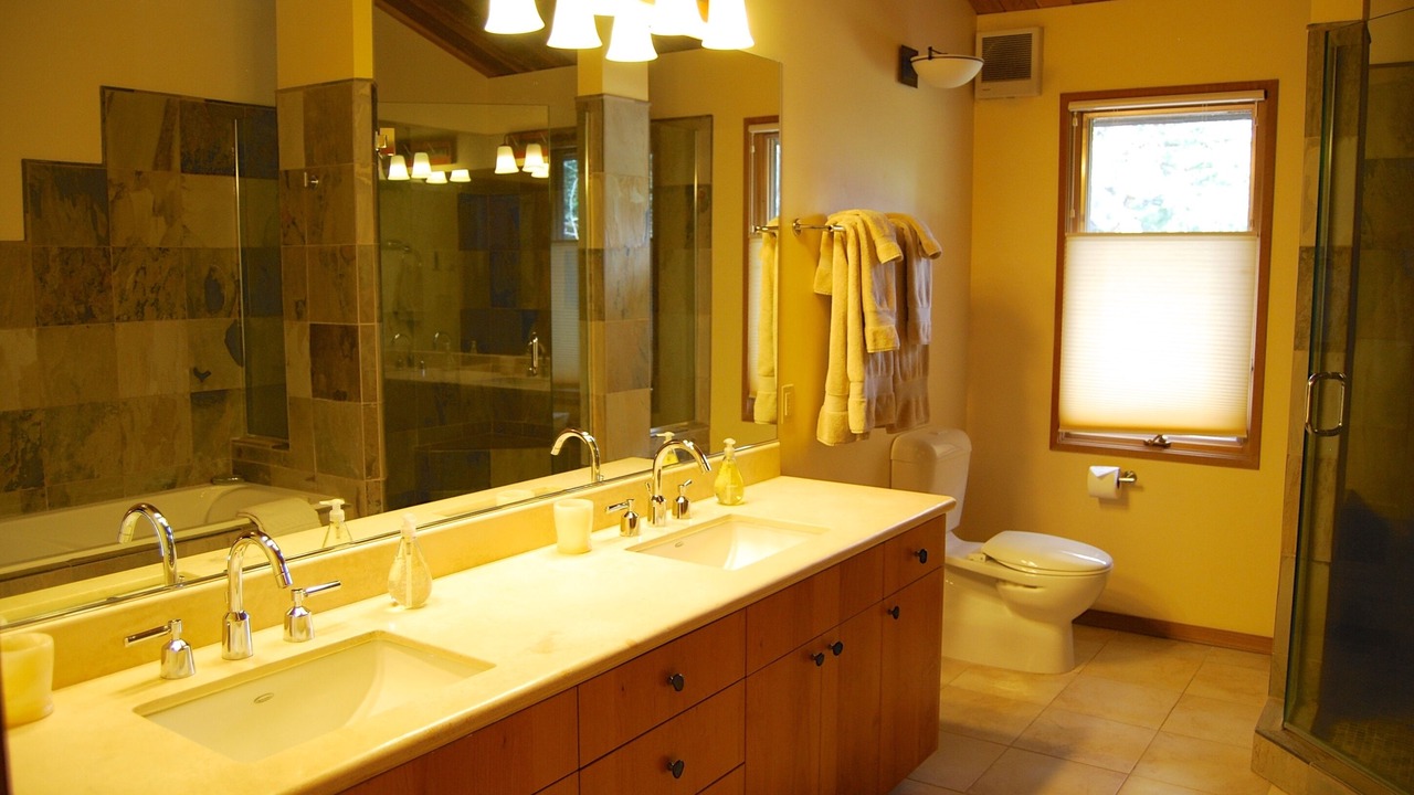 Photo of Bathroom in Parkdale