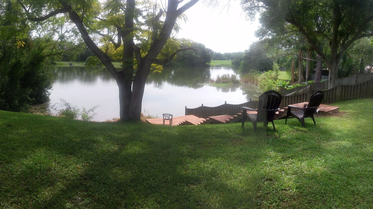 Photo of Outdoor in Lakeview Village