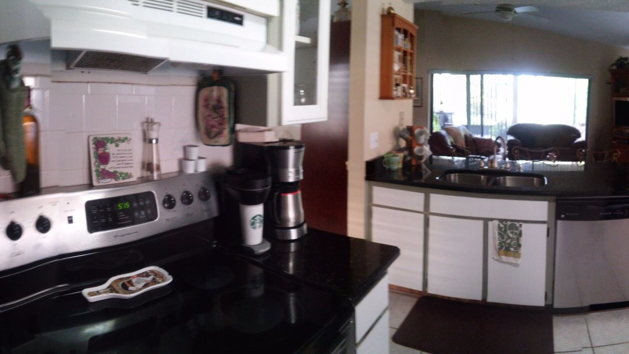 Photo of Kitchen in Lakeview Village