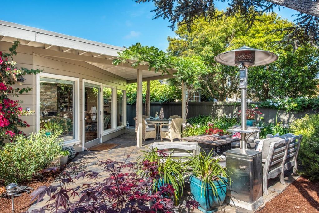 Photo of Patio Balcony in Carmel Point