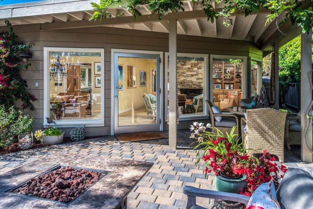 Photo of Patio Balcony in Carmel Point