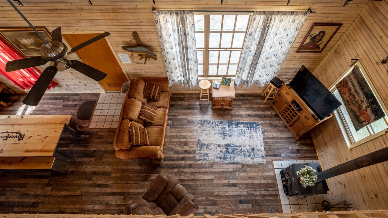 Photo of Livingroom in Bennett Springs