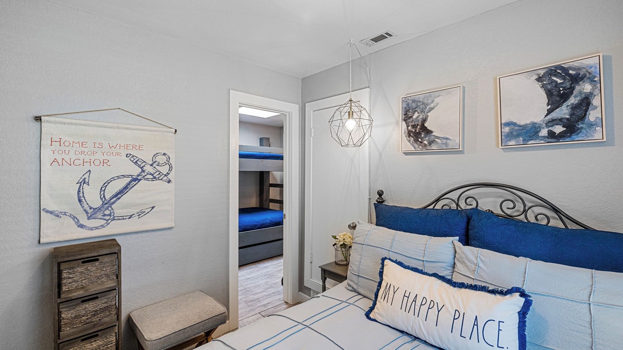 Photo of Bedroom in Granbury