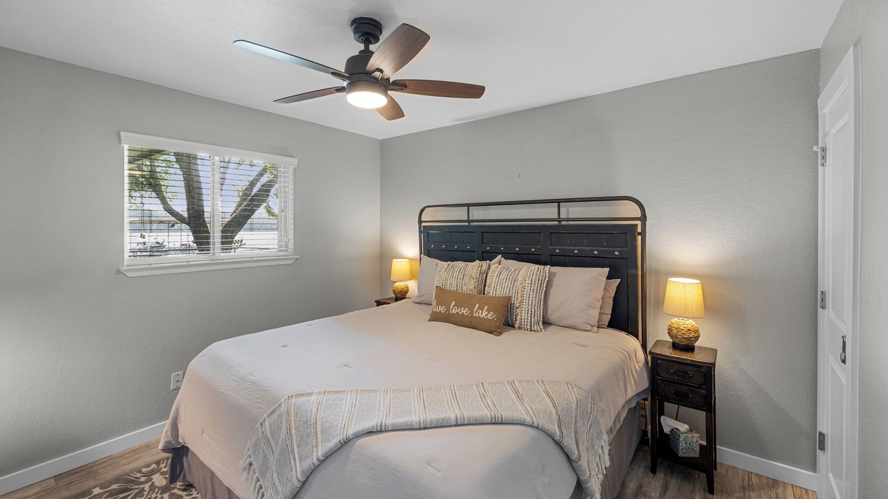 Photo of Bedroom in Granbury