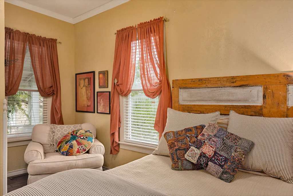 Photo of Others in Eureka Springs Historic District