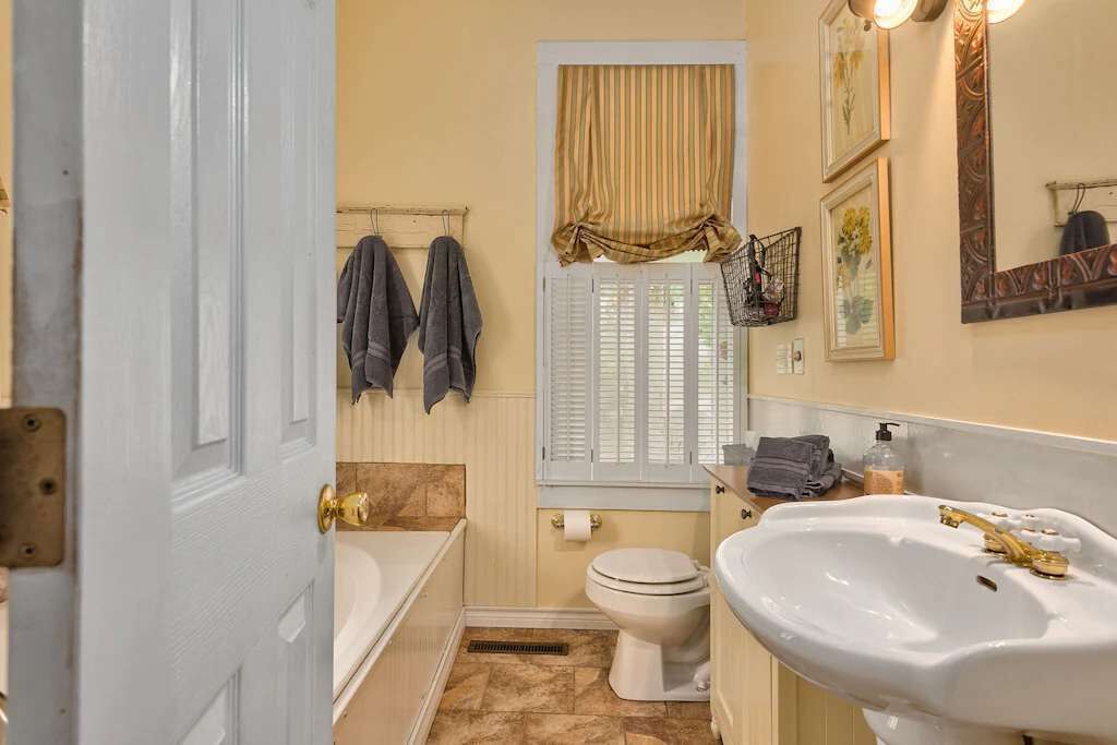 Photo of Others in Eureka Springs Historic District