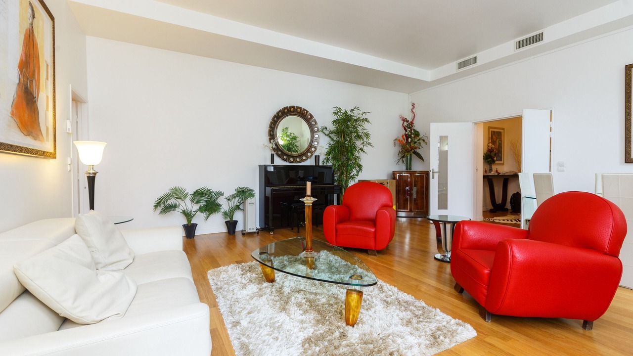 Photo of Bedroom in Chaillot