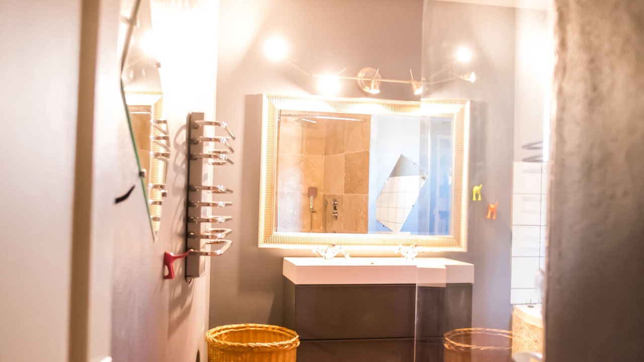 Photo of Bathroom in Roquefort-des-Corbieres