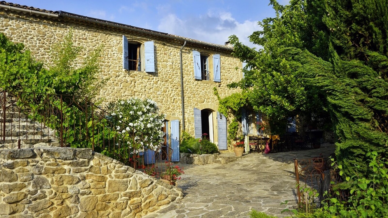 Photo of Outdoor in Jouques