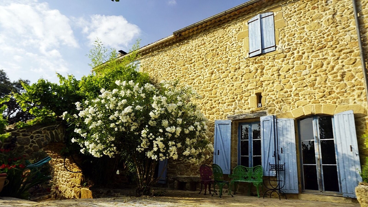 Photo of Outdoor in Jouques