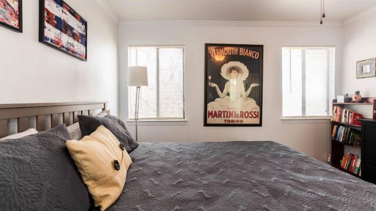 Photo of Bedroom in Cherry Creek Commercial