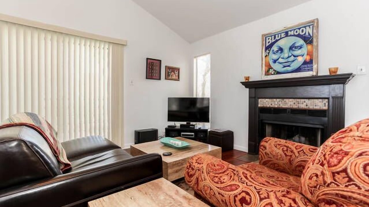 Photo of Livingroom in Cherry Creek Commercial