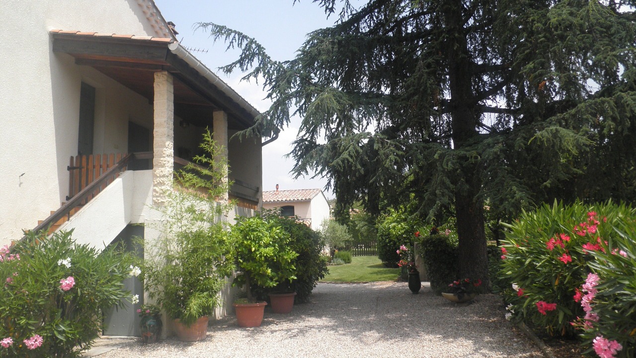 Photo of Outdoor in Les Mages