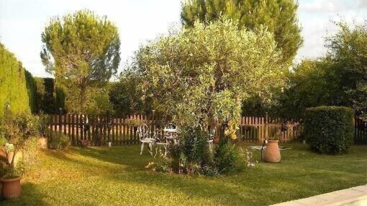 Photo of Outdoor in Les Mages