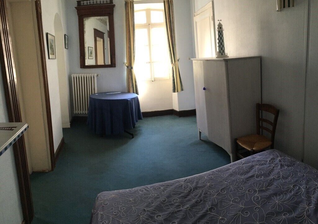 Photo of Bedroom in Thuir