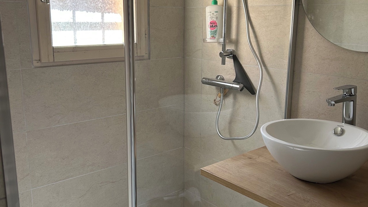 Photo of Bathroom in Cauterets