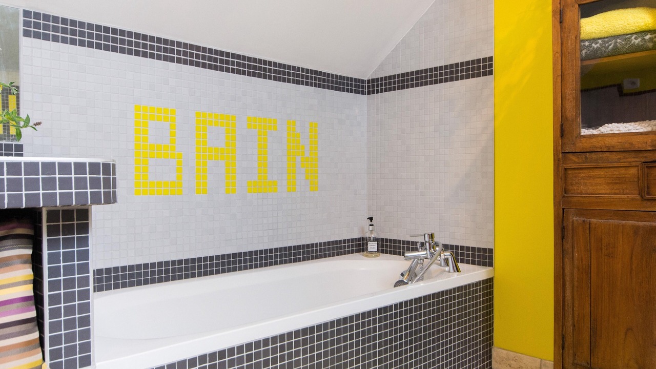 Photo of Bathroom in Massingy-les-Vitteaux