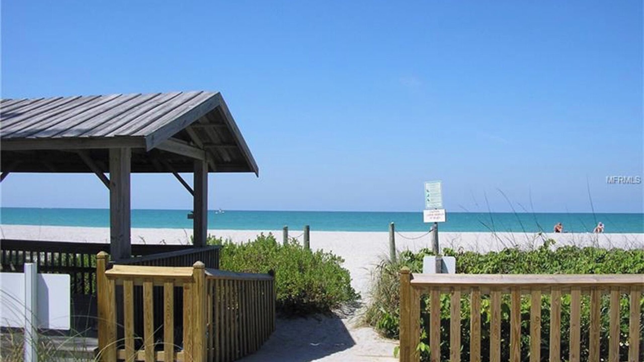 Photo of Outdoor in Golden Beach