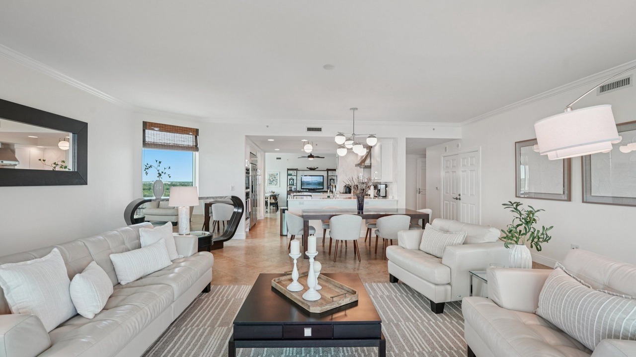 Photo of Bedroom in Vanderbilt Beach