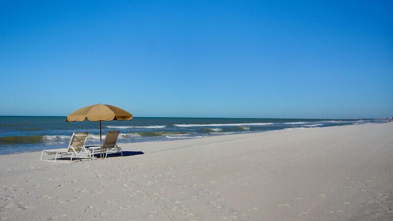 Photo of Others in Vanderbilt Beach