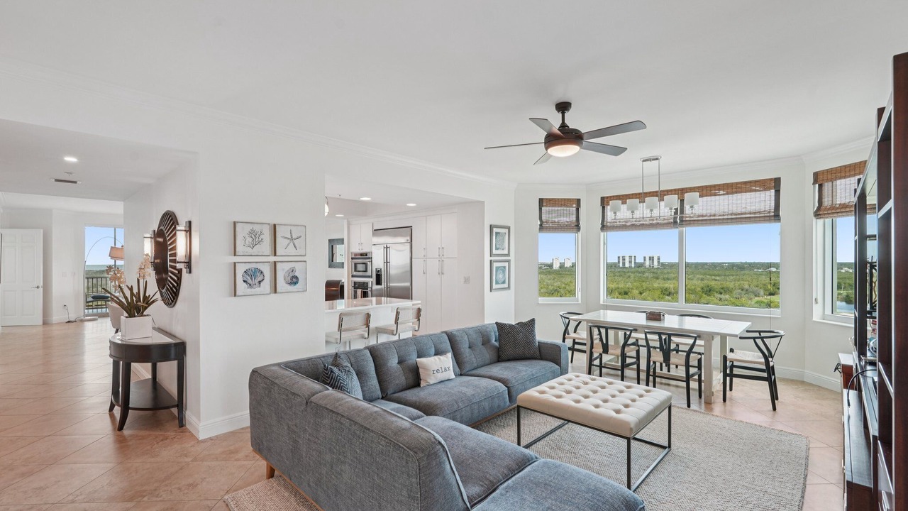Photo of Bedroom in Vanderbilt Beach