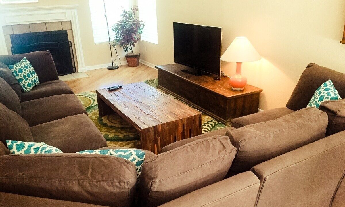 Photo of Livingroom in Wells Branch