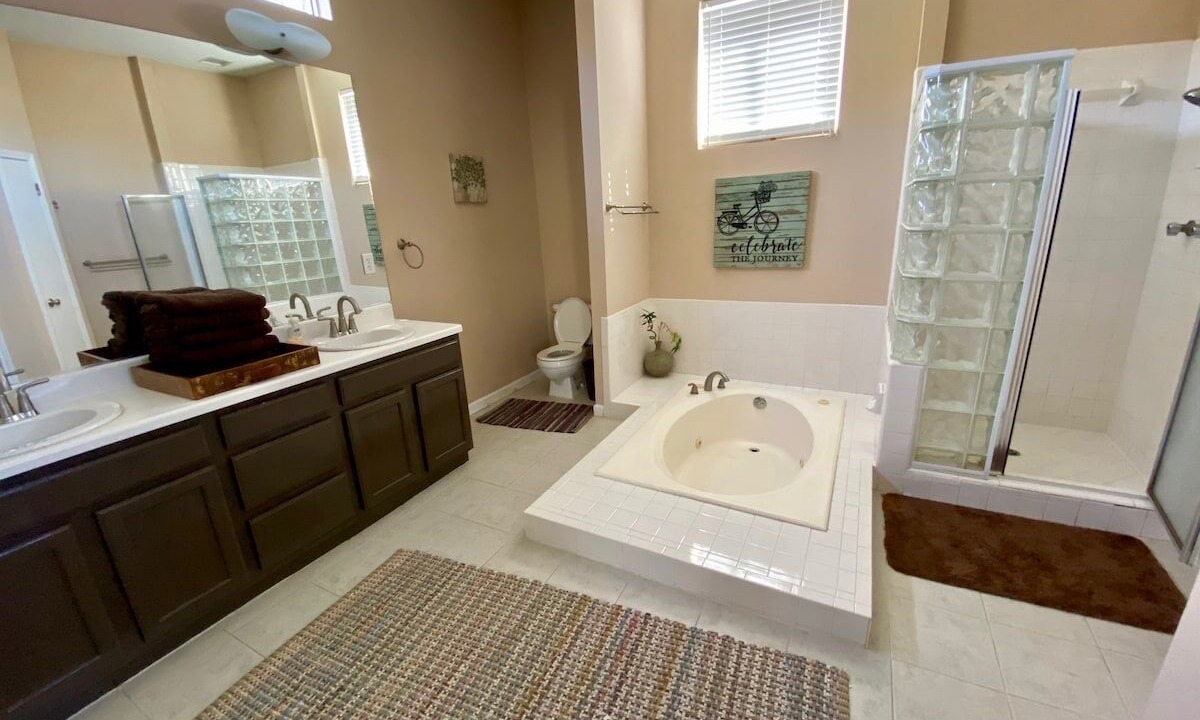 Photo of Bathroom in Wells Branch