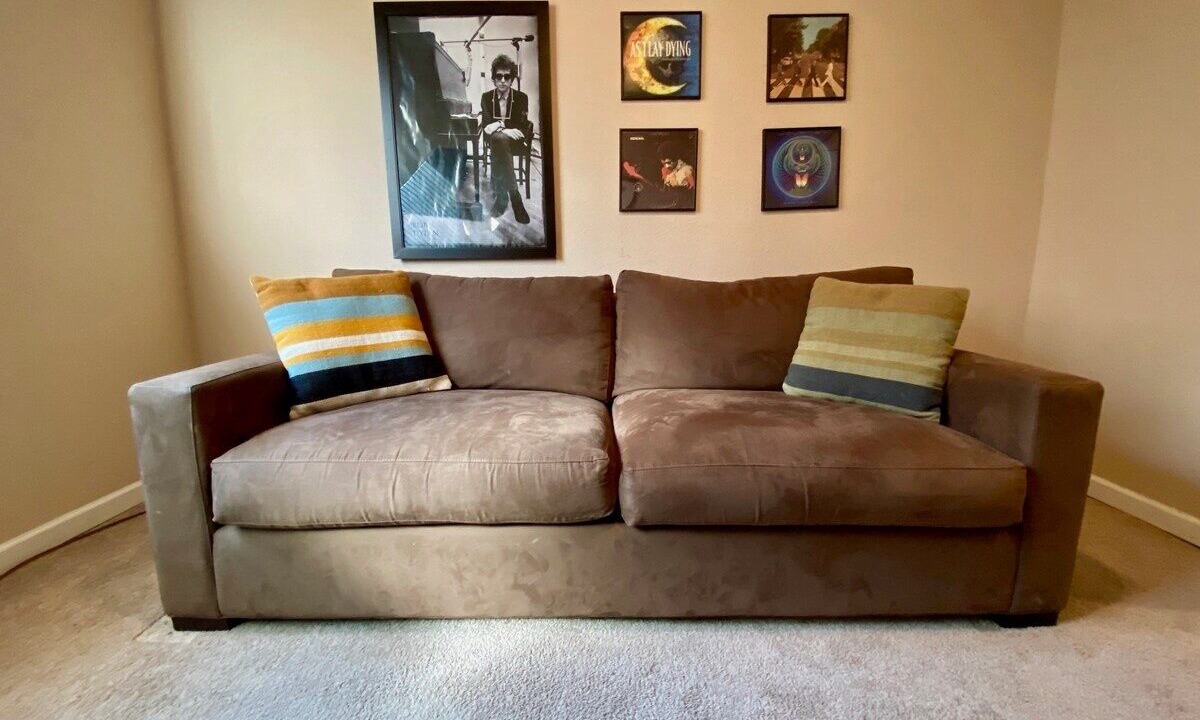 Photo of Livingroom in Wells Branch