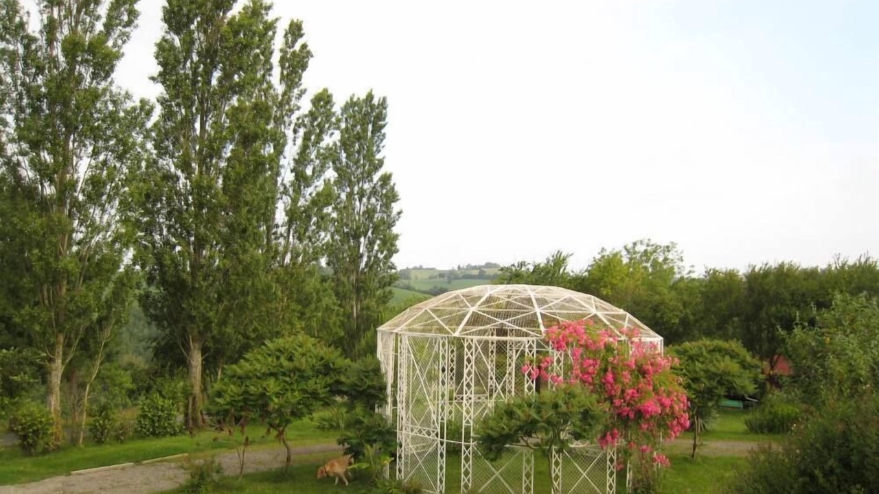 Photo of Outdoor in Latour