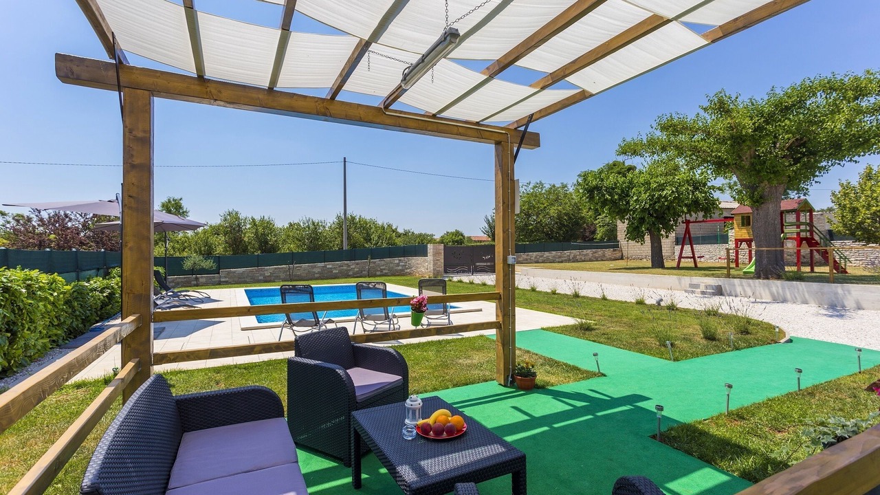 Photo of Patio Balcony in Muzini