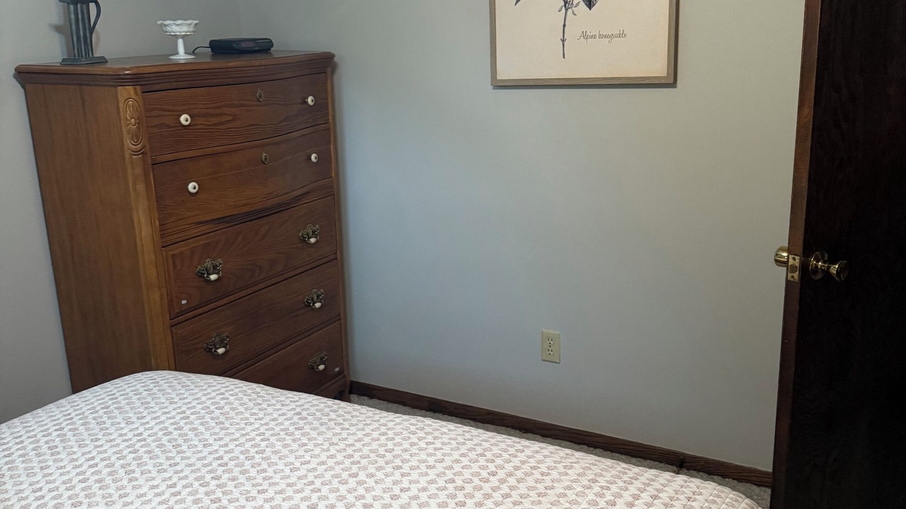 Photo of Bedroom in Deerwood