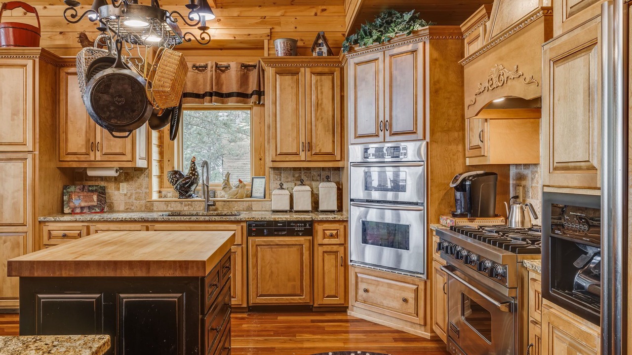Photo of Kitchen in Crosslake