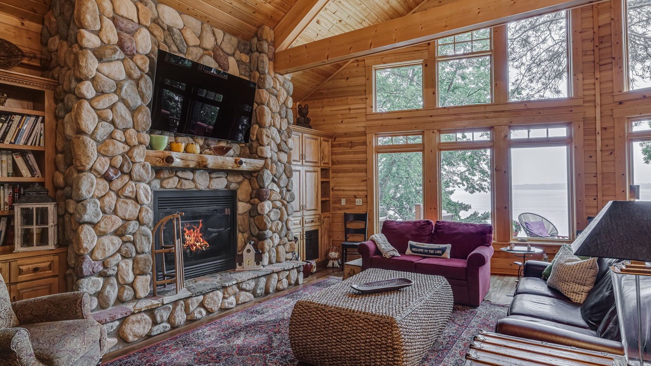 Photo of Livingroom in Crosslake