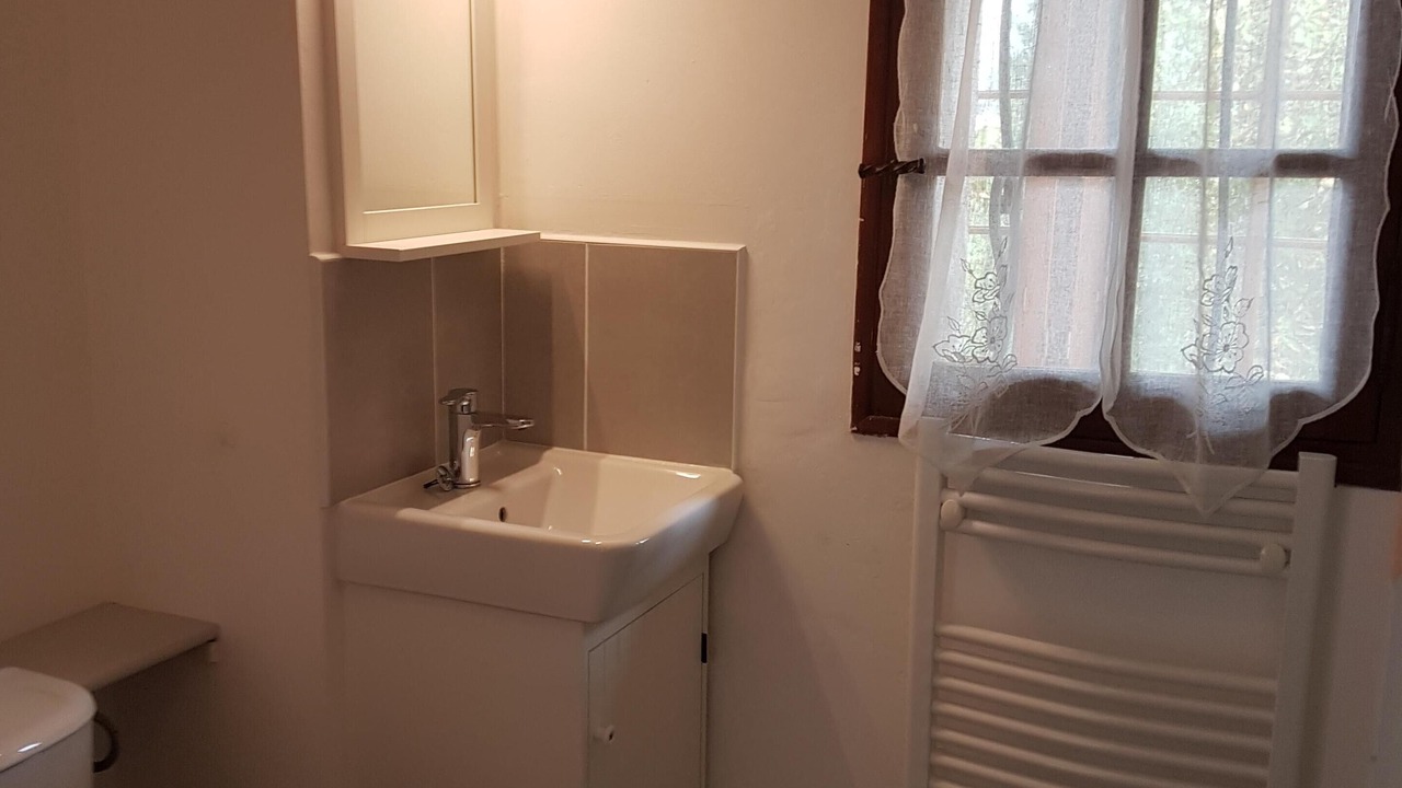 Photo of Bathroom in Greoux-les-Bains