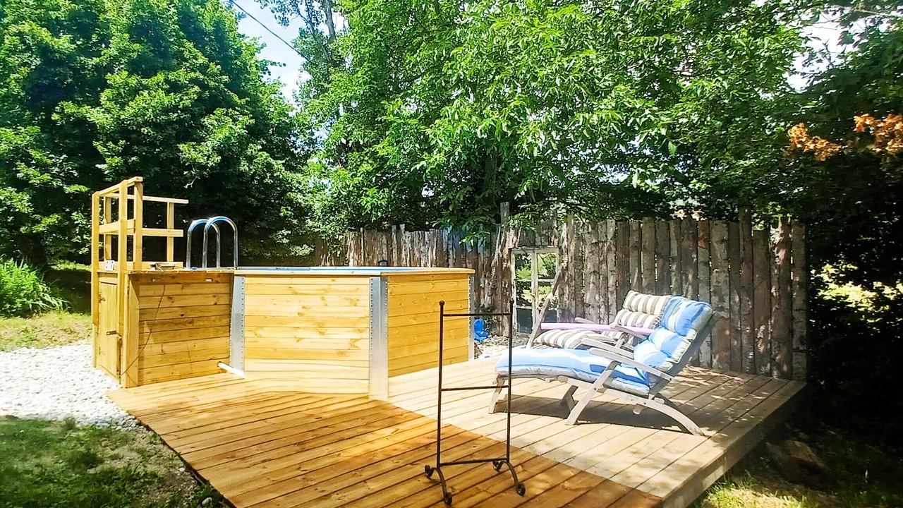 Photo of Outdoor in Savasse