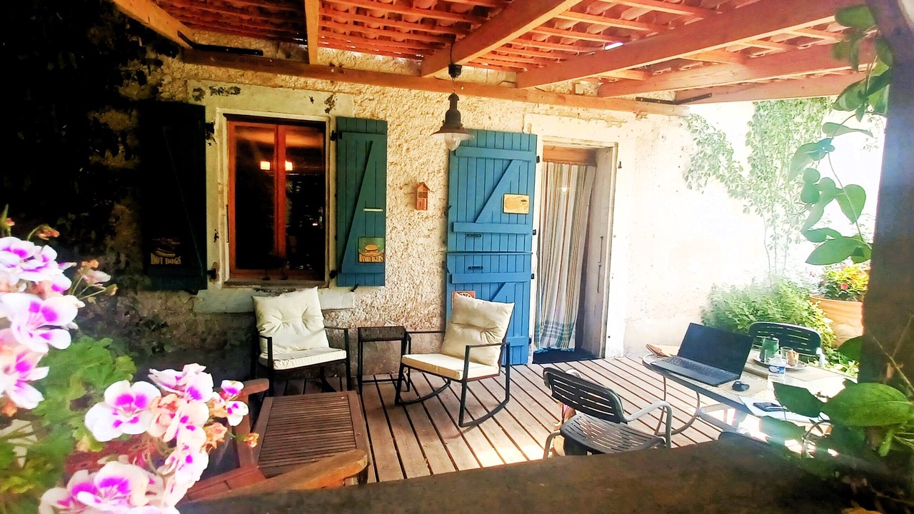 Photo of Patio Balcony in Savasse